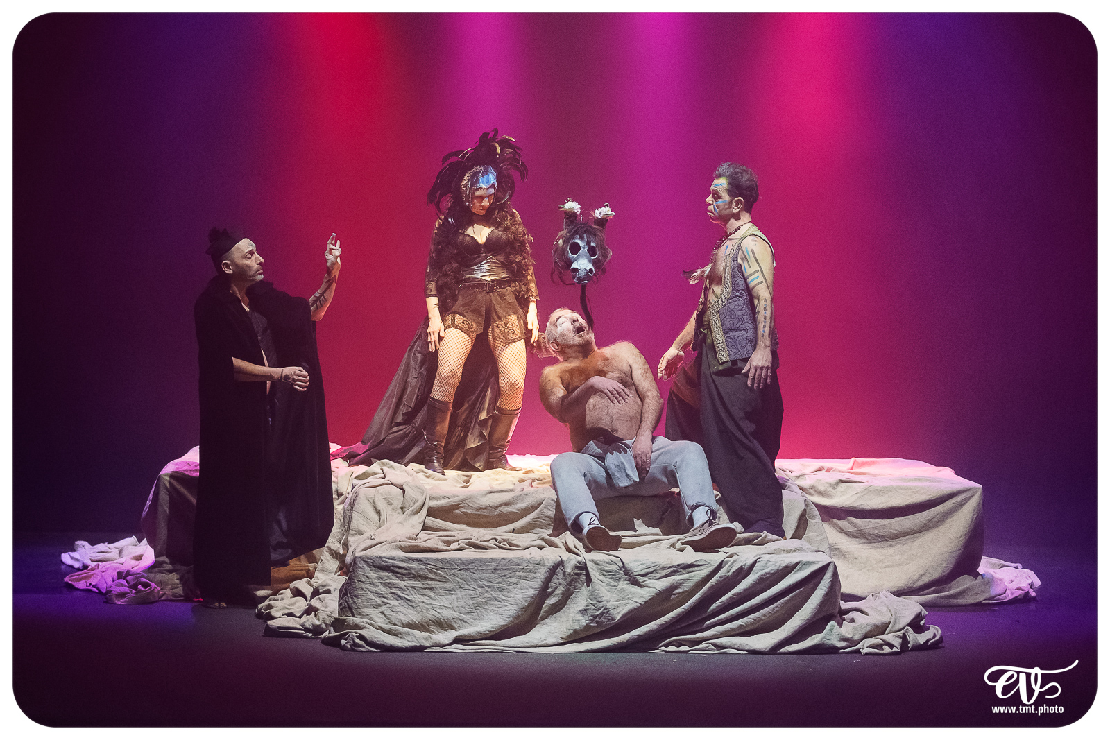 UN SONGE, UNE NUIT, L'ETE (CIE DU MATAMORE)